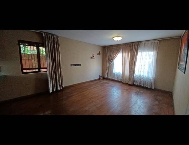 3 BEDROOM HOUSE FOR SALE IN DAL FOUCHE